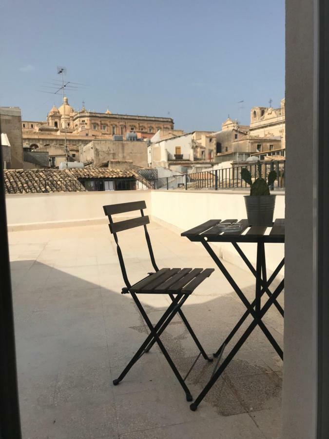 Bed and Breakfast Barock Noto Exterior foto